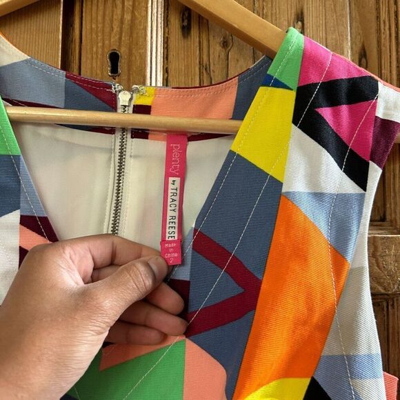 Plenty Size 2 Dress Colorful Geometric Print V-Neck‎ Tank Pockets Shift Artsy - Picture 3 of 6
